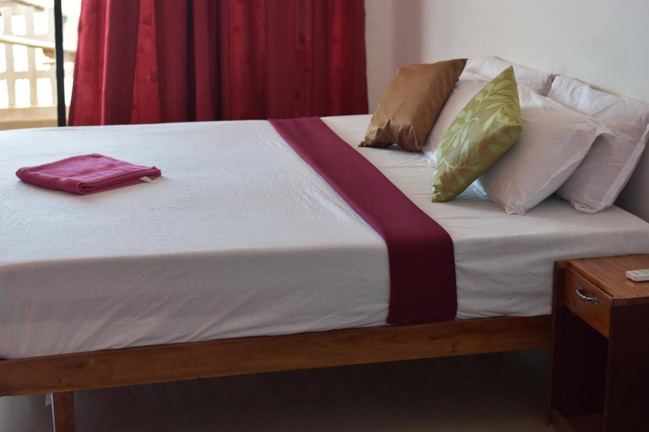 Packbag Beach Hotel Kovalam Bagian luar foto