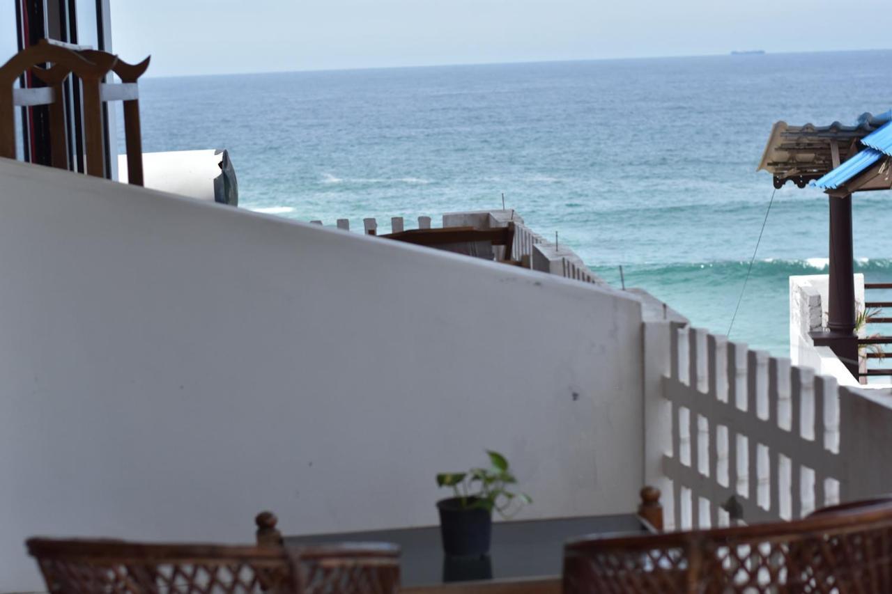Packbag Beach Hotel Kovalam Bagian luar foto
