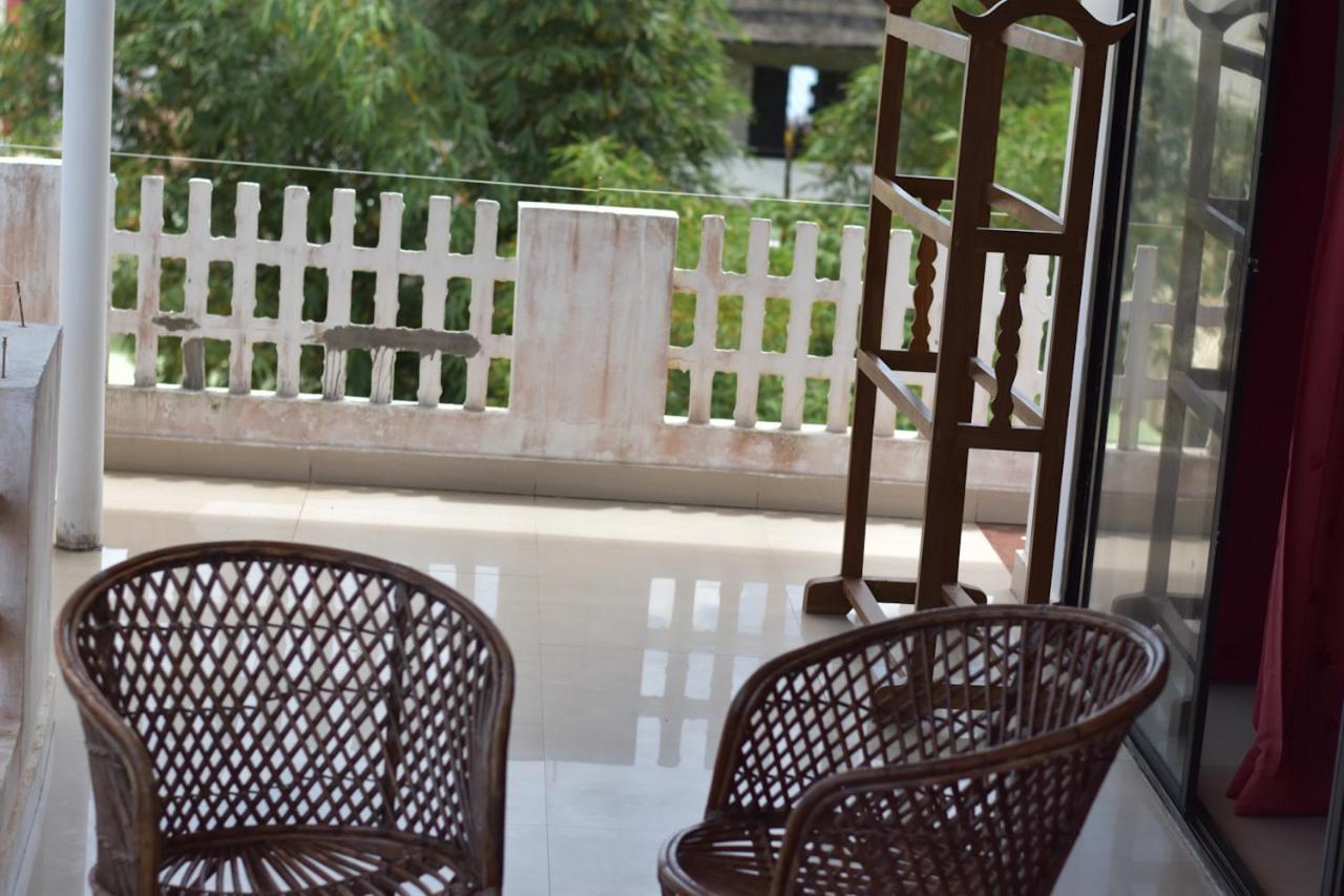 Packbag Beach Hotel Kovalam Bagian luar foto