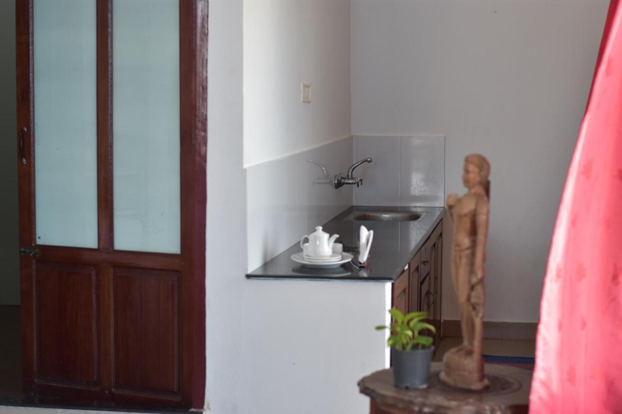Packbag Beach Hotel Kovalam Bagian luar foto