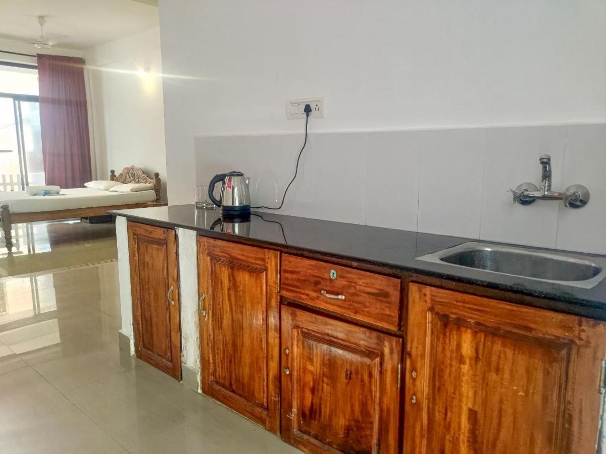 Packbag Beach Hotel Kovalam Bagian luar foto